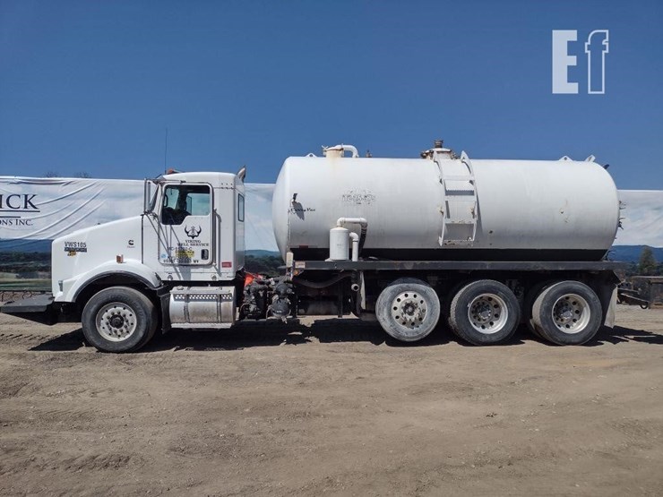2008-kenworth-t800-image-1