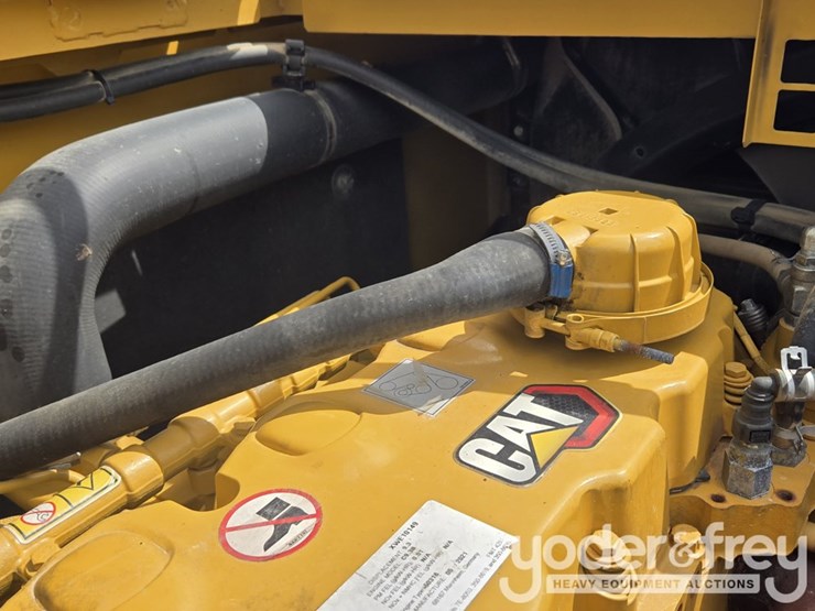 2021-caterpillar-336-image-102
