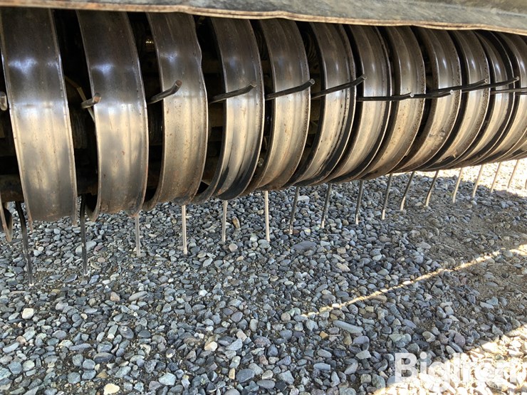 2018-case-ih-lb434-image-15