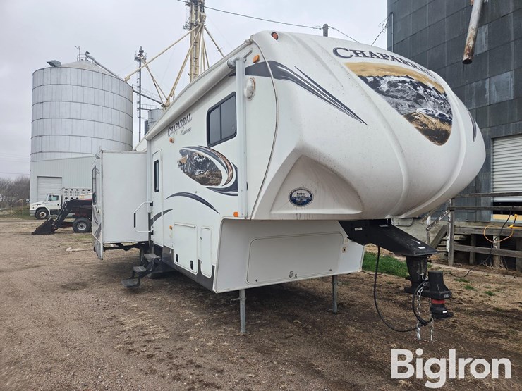 2013-coachmen-chaparral-lite-280rls-26'-camper-image-3