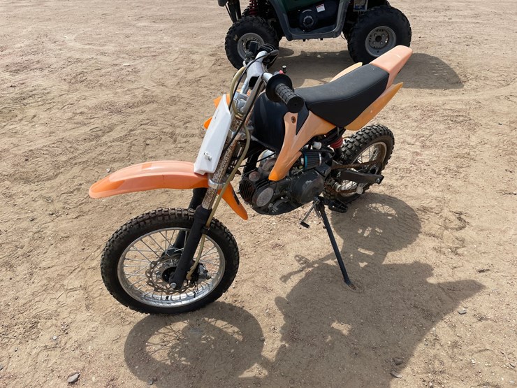 #1586-•-qiye-dirt-bike-image-1