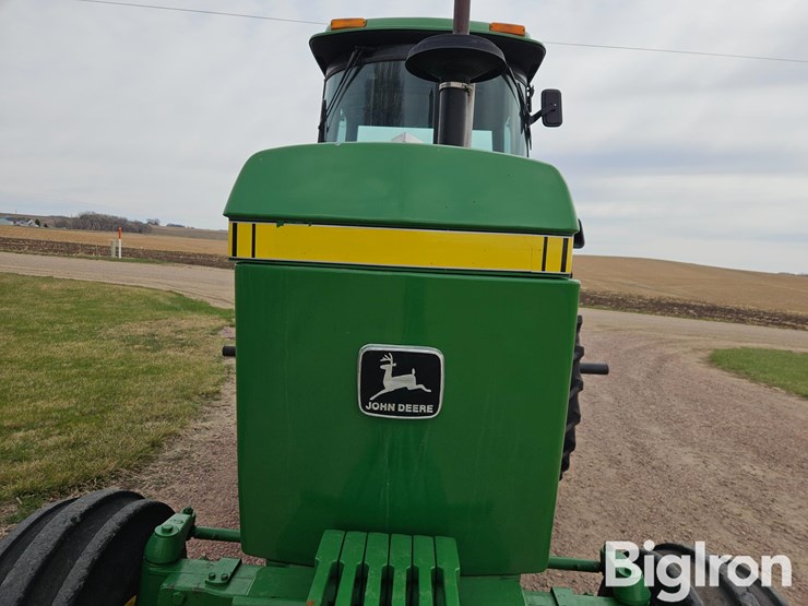 1982-john-deere-4240-image-12