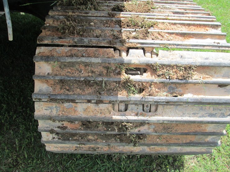 deere-200-lc-image-12