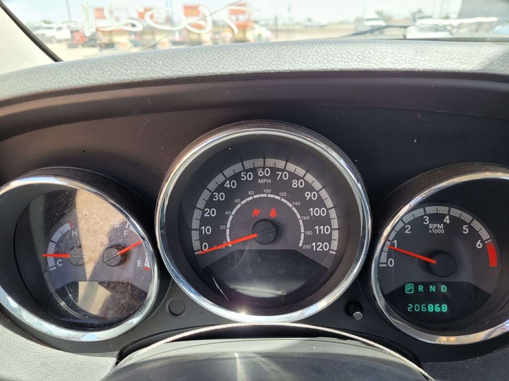 2010-dodge-caliber-image-20