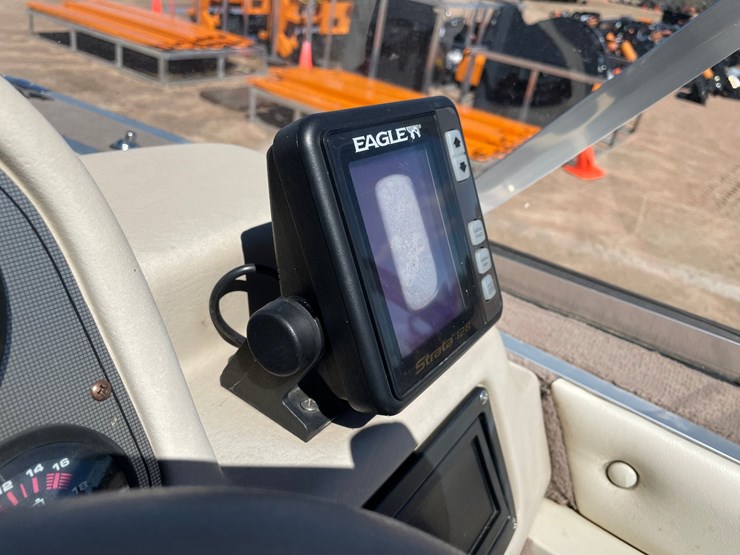 #1570-•-1998-smoker-craft-162-pro-mag-boat-with-trailer-(has-wi-title)-image-34