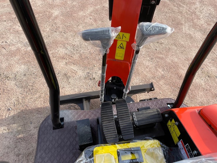 #5536-•-2026-cfg-ynt20-diesel-mini-excavator-image-20