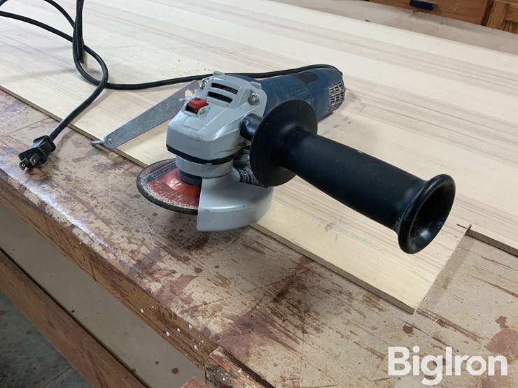 bosch-gws8-45-angle-grinder-image-1
