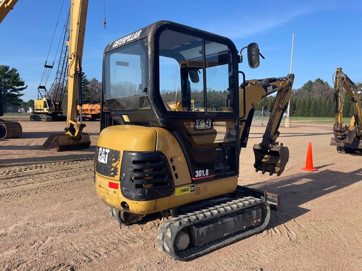 2005-caterpillar-301.8-image-5