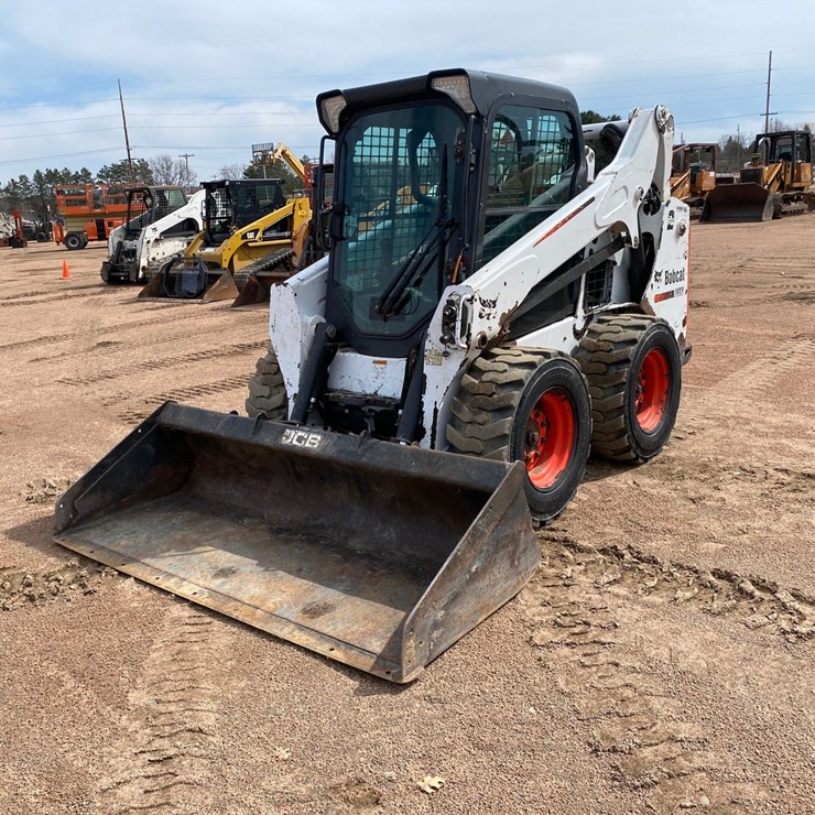 2014 BOBCAT S590