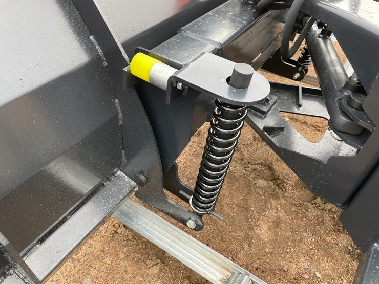 #4123-•-jct-84"-hydraulic-dozer-blade-image-8