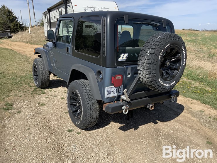 1999-jeep-wrangler-sport-image-7