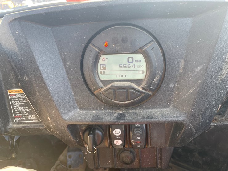 #1597-•-2015-arctic-cat-wildcat-sport-limited-utv-(has-reg.-card)-image-26