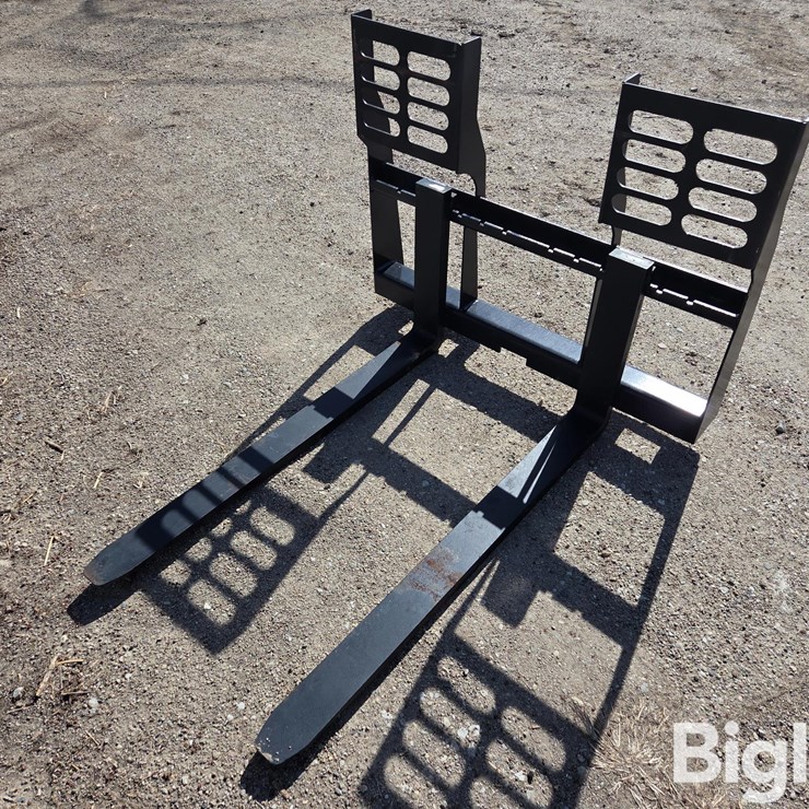 2025 MSI Heavy Duty Pallet Fork Attachment