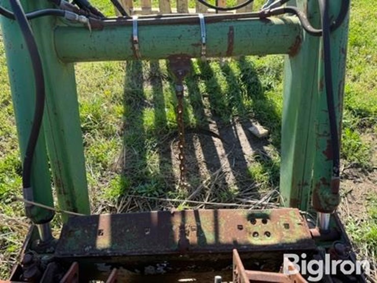 john-deere-158-image-16