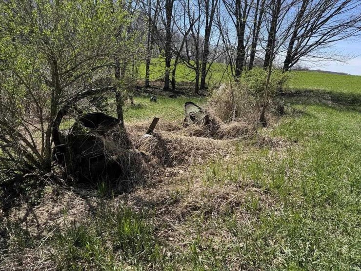 large-lot-of-scrap-machinery/vehicles-image-33