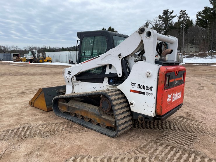 2016-bobcat-t770-image-3