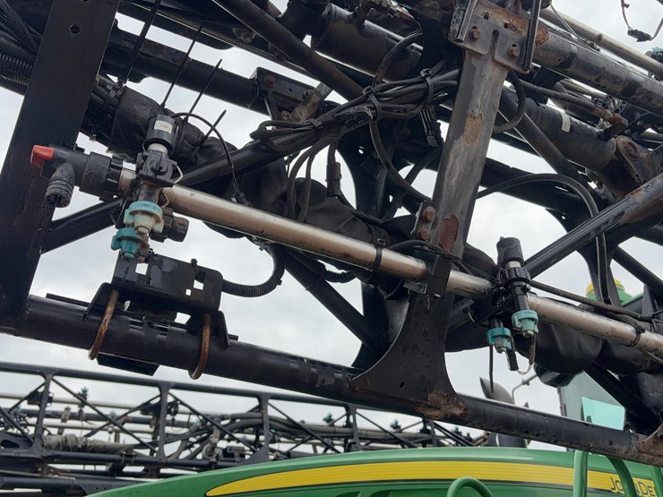 2013-john-deere-4940-image-30