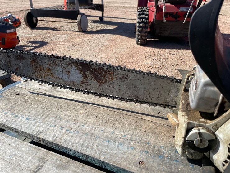 #1538-•-stihl-271-chainsaw-image-3