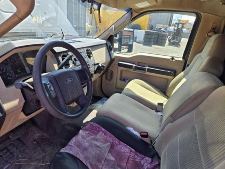 2008-ford-f250-xlt-image-30