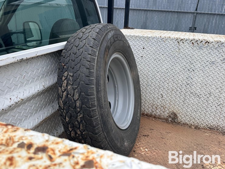 2001-ford-f350-xl-image-17
