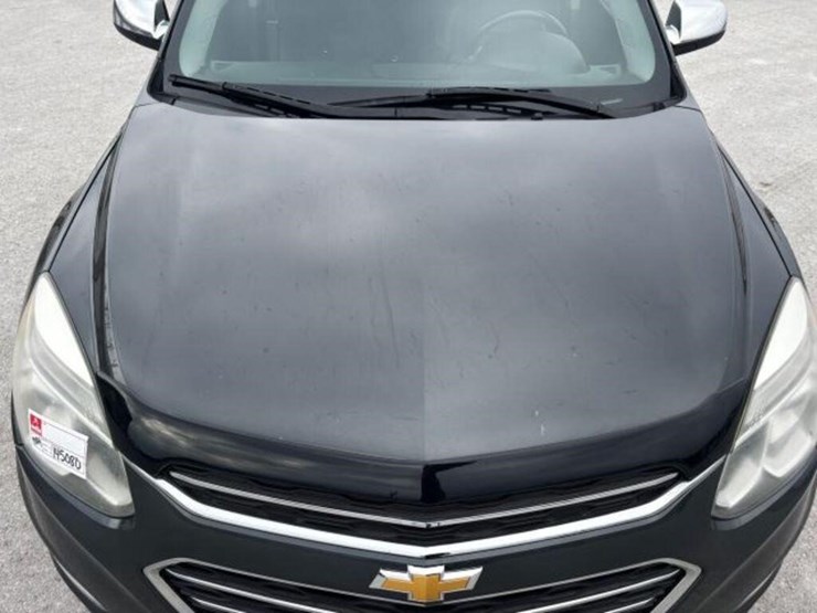 2017-chevrolet-equinox-image-68