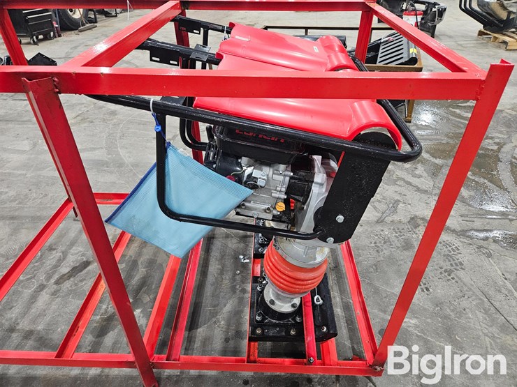 2025-massey-ferguson-730-image-4
