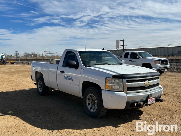 2008-chevrolet-silverado-1500-image-3