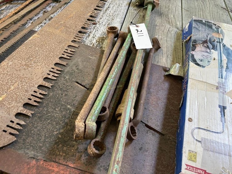 assorted-wrenches,-pto-shafts-image-2