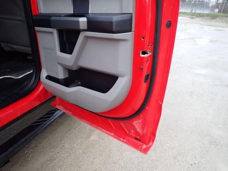 2017-ford-f250-xlt-image-58
