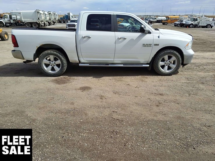2013-dodge-1500-image-7