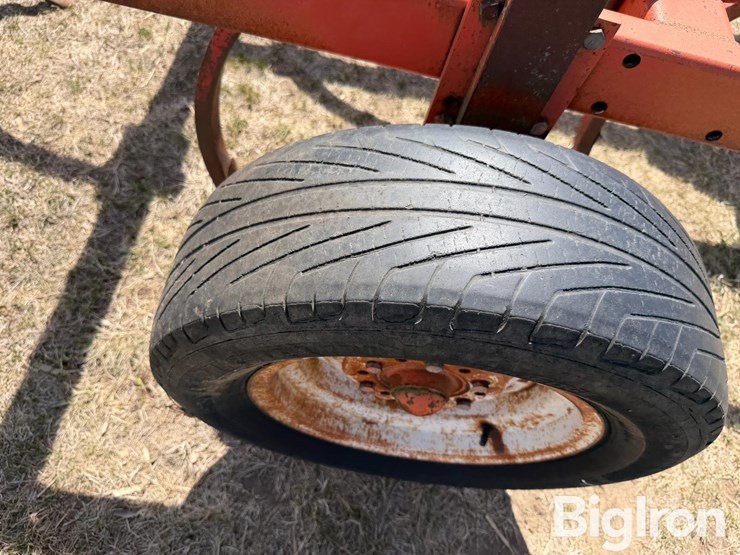 allis-chalmers-1600-image-20