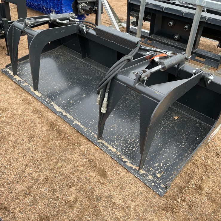 #4128 • 84" JCT Smooth Edge Grapple Bucket