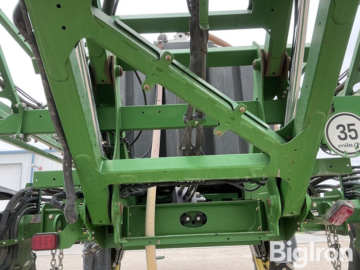2017-john-deere-r4038-image-18