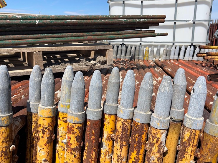 scaffolding-on-carring-cage.-image-3