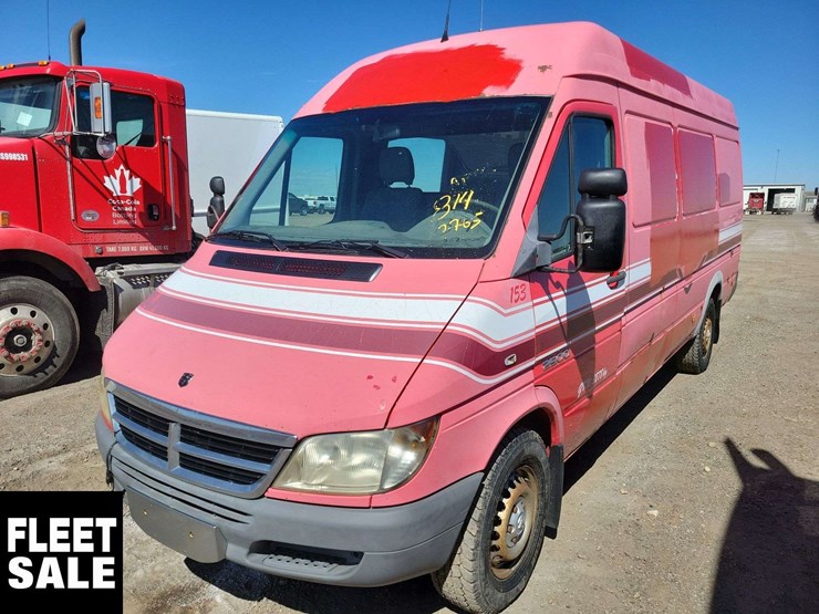 2005-dodge-sprinter-2500-image-1