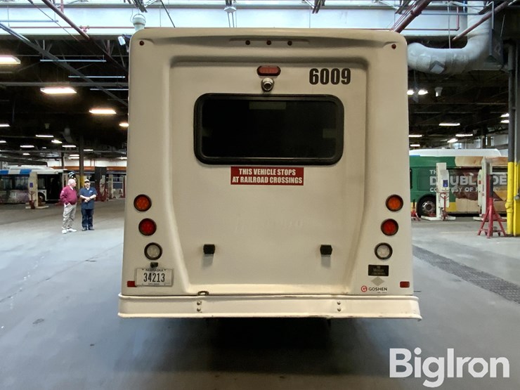 2018-ford-e450-image-6