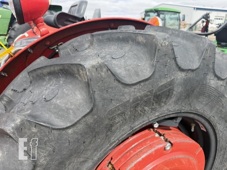 massey-ferguson-135-image-7