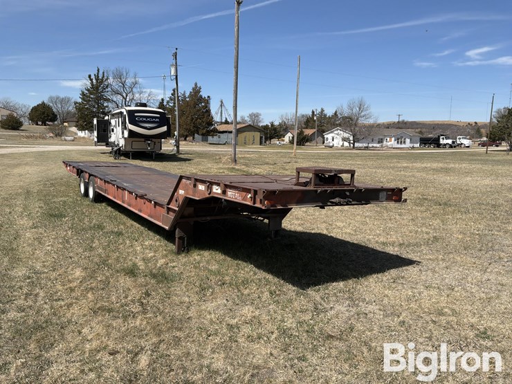 1975-muv-all-lowboy-image-3