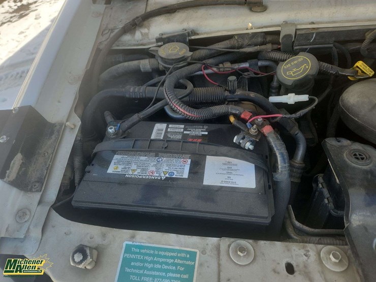 2005-ford-cutaway-s/a-16-passenger-wheelchair-accessible-van-image-34