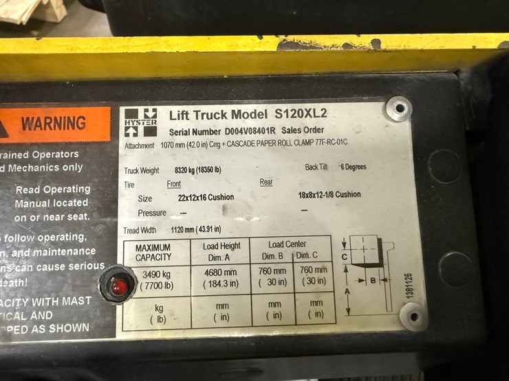 #2000-•-hyster-7700lb-forklift-image-24