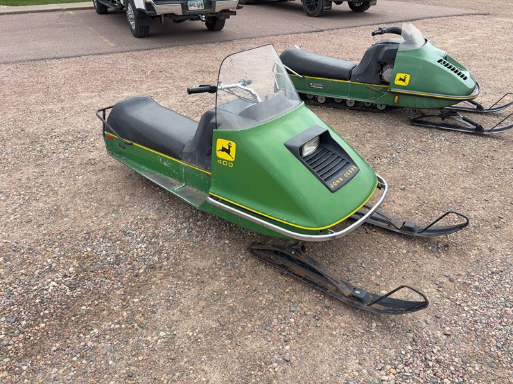 john-deere-400-image-2