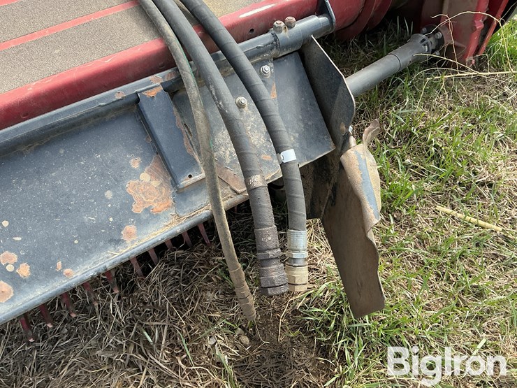 2015-case-ih-rd163-image-17