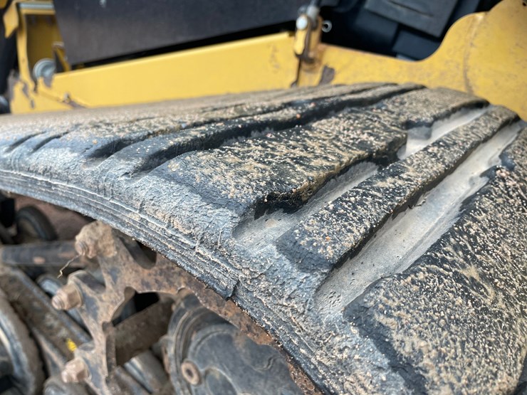 2014-caterpillar-287d-image-24