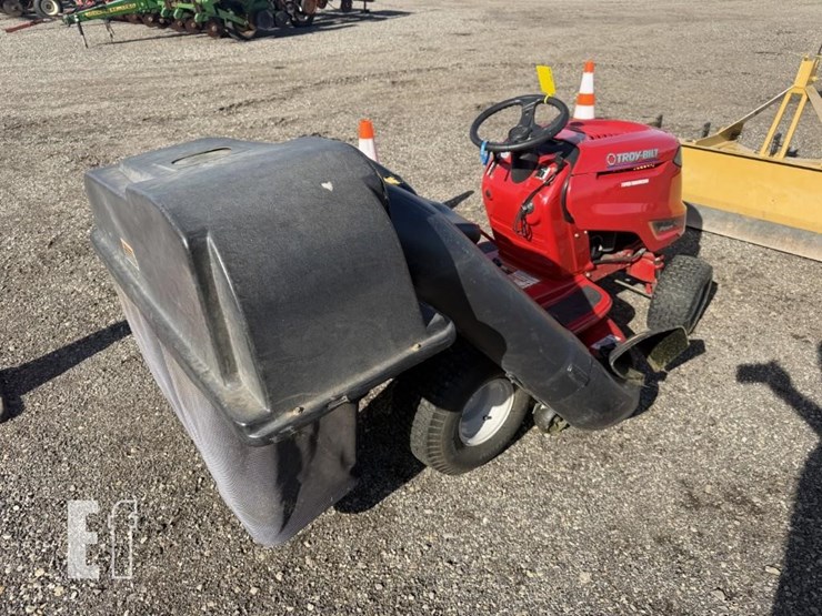 2008-troy-bilt-pony-image-3