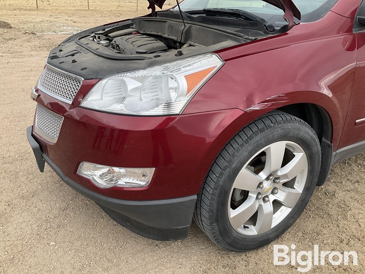 2011-chevrolet-traverse-ltz-image-17