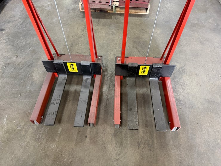 #2020-•-(2)-wesco-industrial-products-winch-operated-pedalifts-image-2