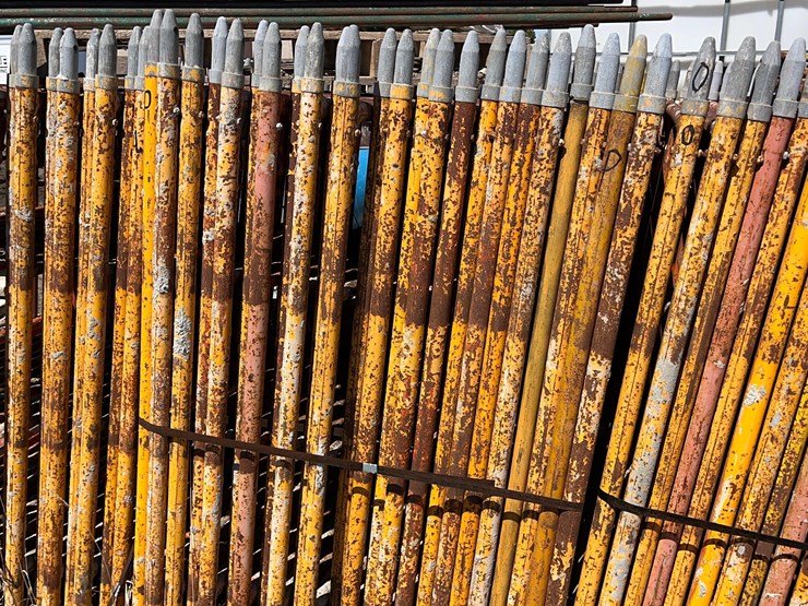 scaffolding-on-carring-cage.-image-1