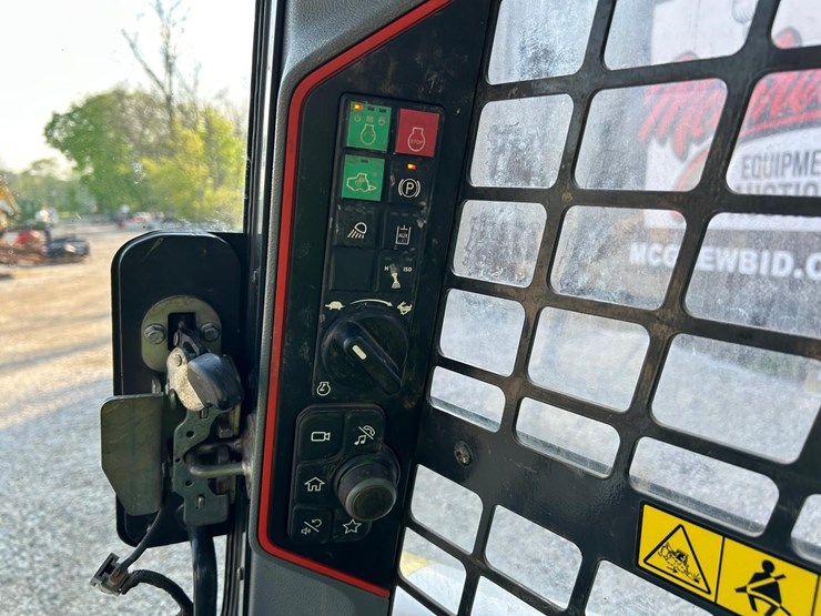 2022-bobcat-t66-image-22