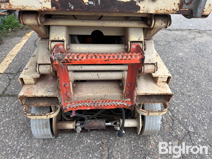 jlg-1932e2-image-16