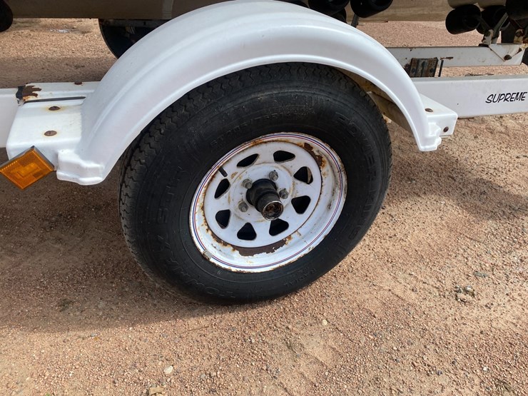 #1566-•-1986-celebrity-v190-19'-boat-(has-wi-title)-image-14